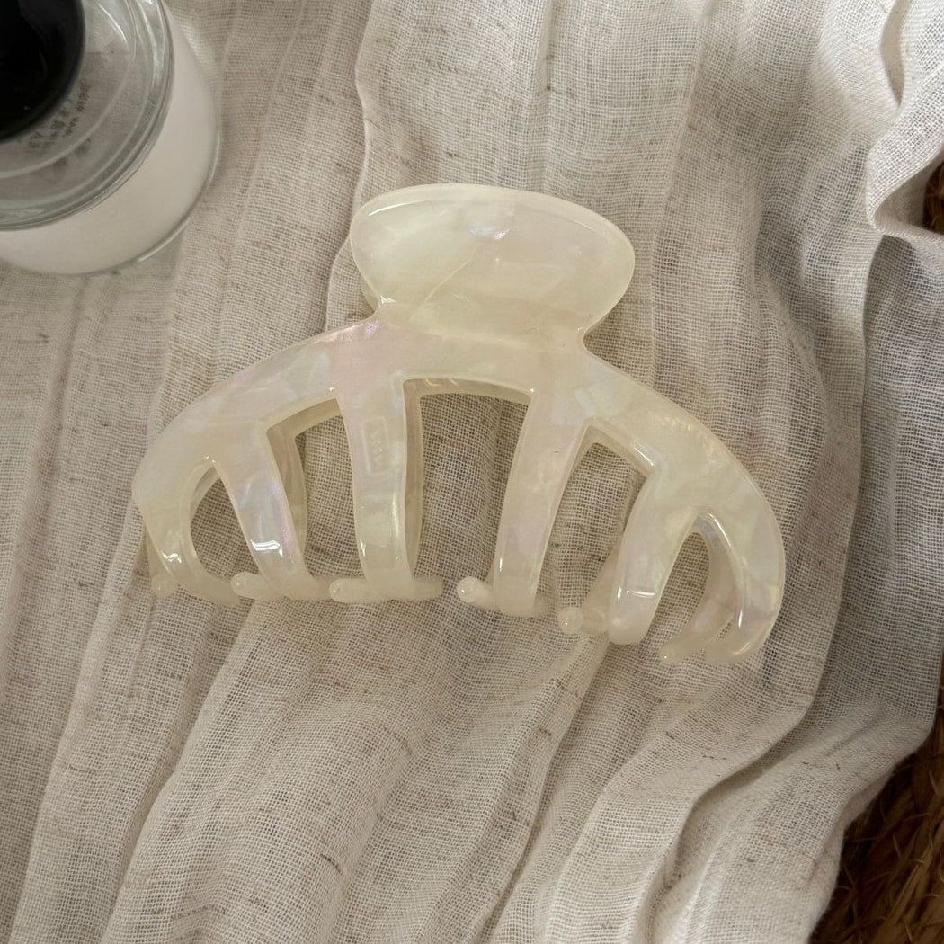 Beau - Irregular Acetate Fiber Alloy Claw Clip