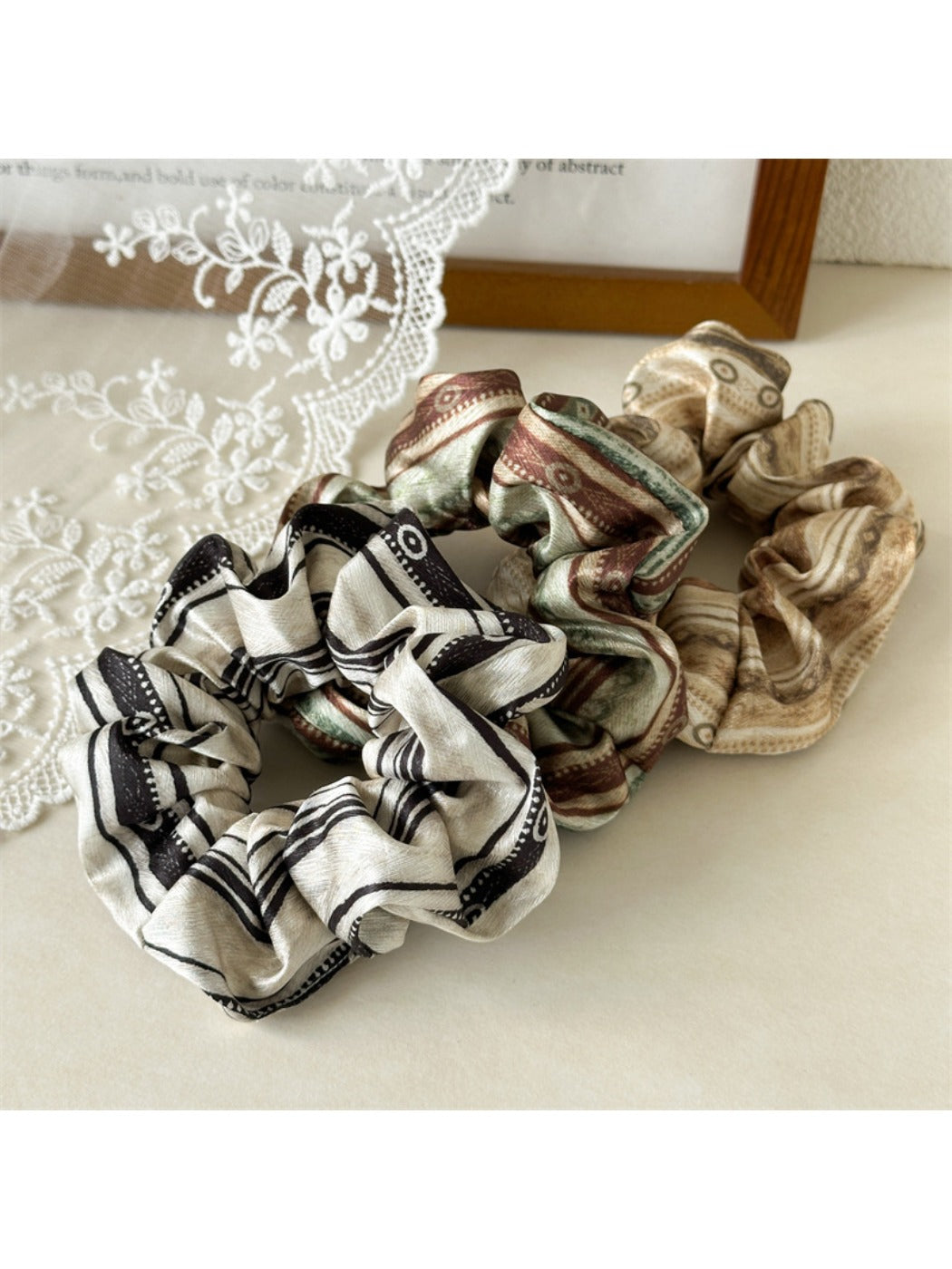 Gifty - Bohemian Satin Scrunchie with Flowing Ties