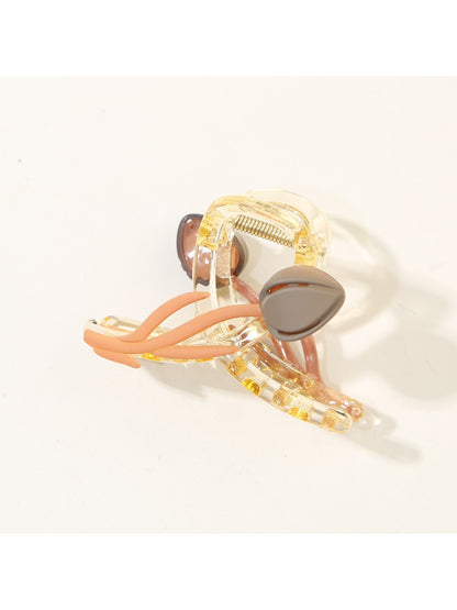Beau - Crisscross Tulip Shaped Hair Claw Clip
