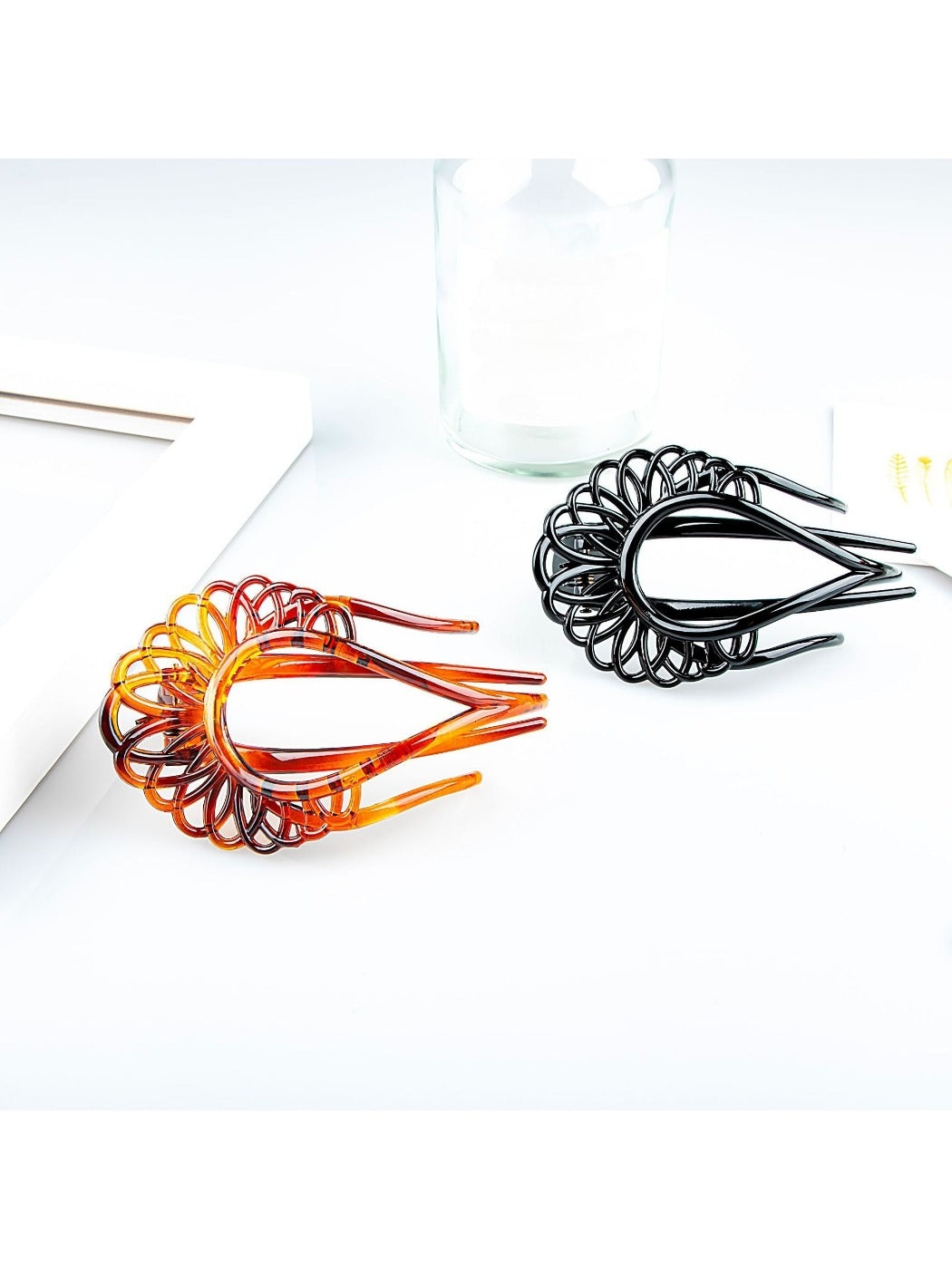 Beau - Vintage Openwork Duckbill Hair Claw Clip