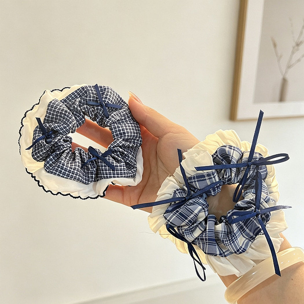 Gifty - Ribbon Bow Ballet Style Scrunchie