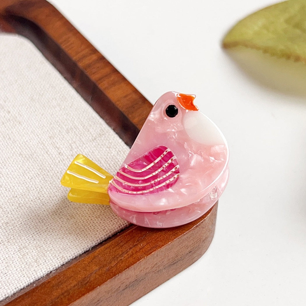 Pink sparrow hair claw clip