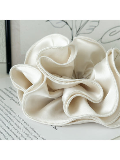 Gifty - Lace Trim Satin Scrunchie Hair Tie