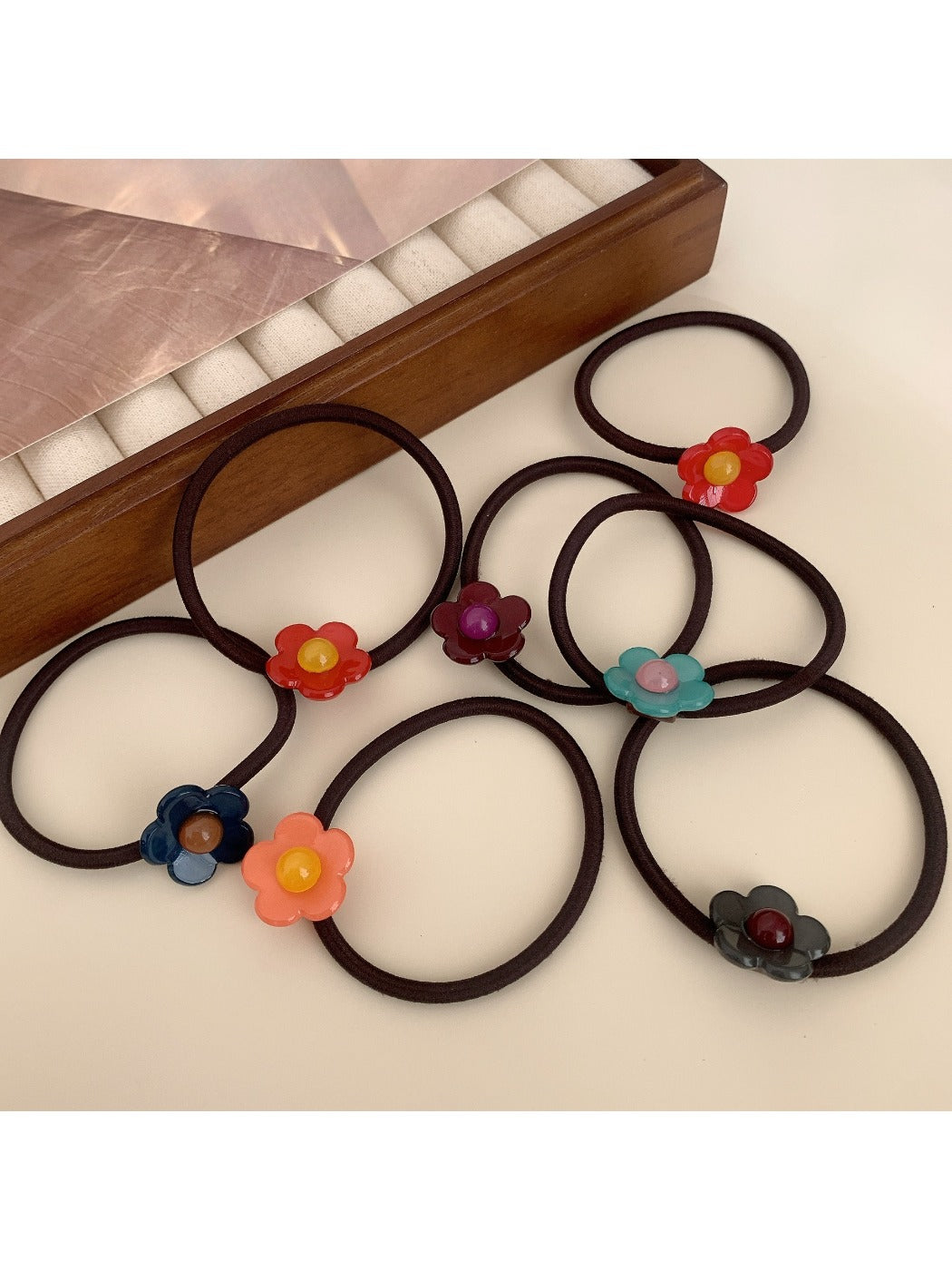 Gifty - Cute Flower Hair Tie