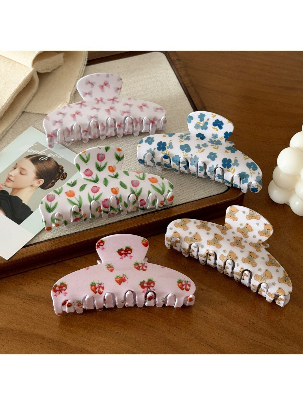 Beau - Printed Acrylic Floral Claw Clip
