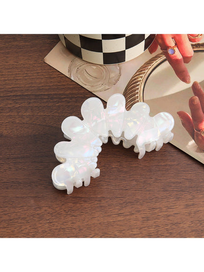 Beau - Petal Shaped Claw Clip