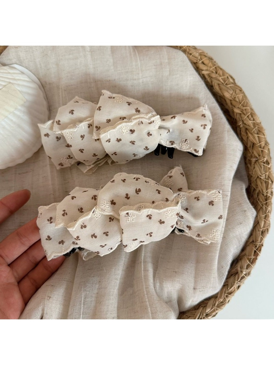 Beau - White Bow Banana Clip