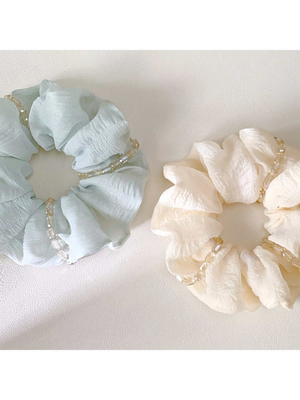 Gifty minimalist scrunchie in fresh clean design on a white background