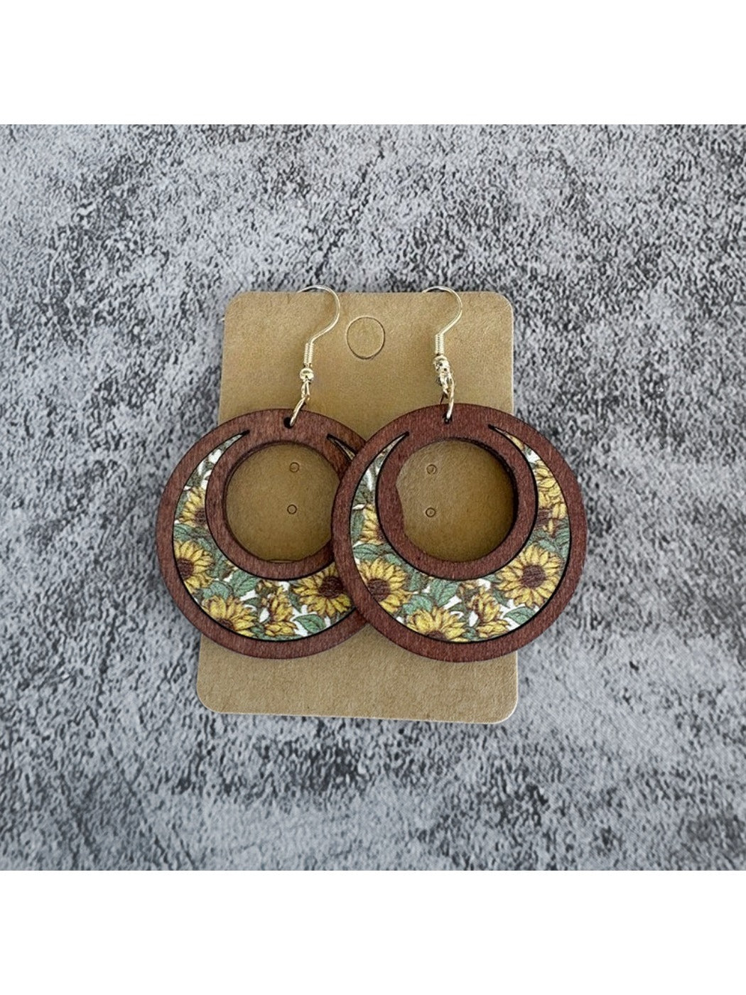 Earedge - Elegant Wooden Sunflower Earrings