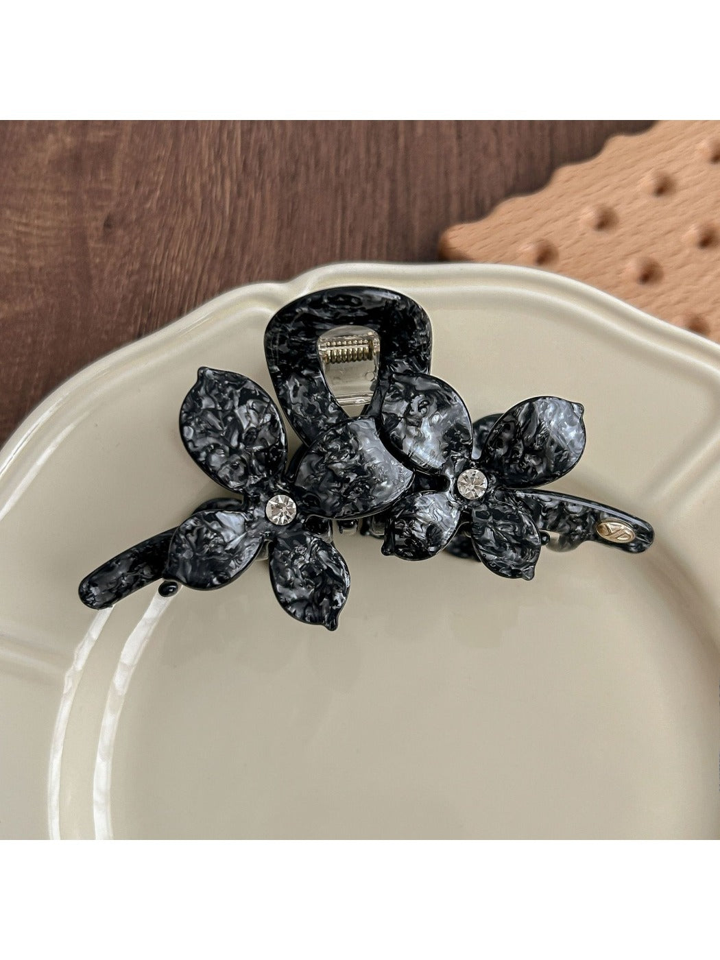 Beau - Elegant Double Bloom Claw Clip