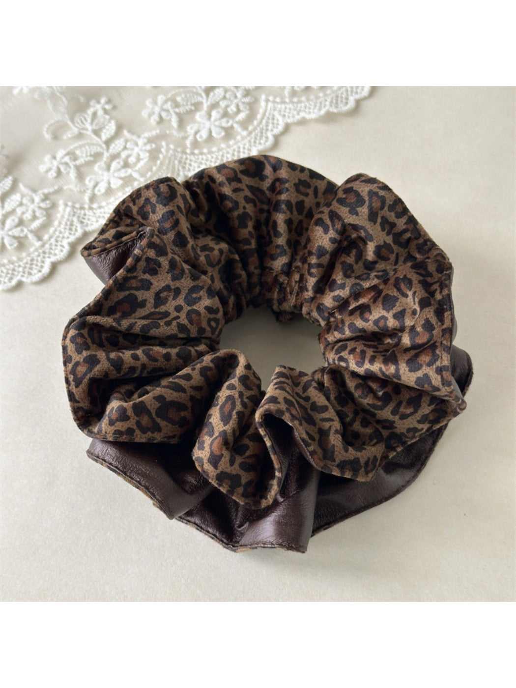 Gifty - Vintage Leopard Print Hair Ties