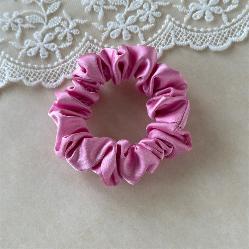 Oversized Glossy Scrunchie Collection variant image