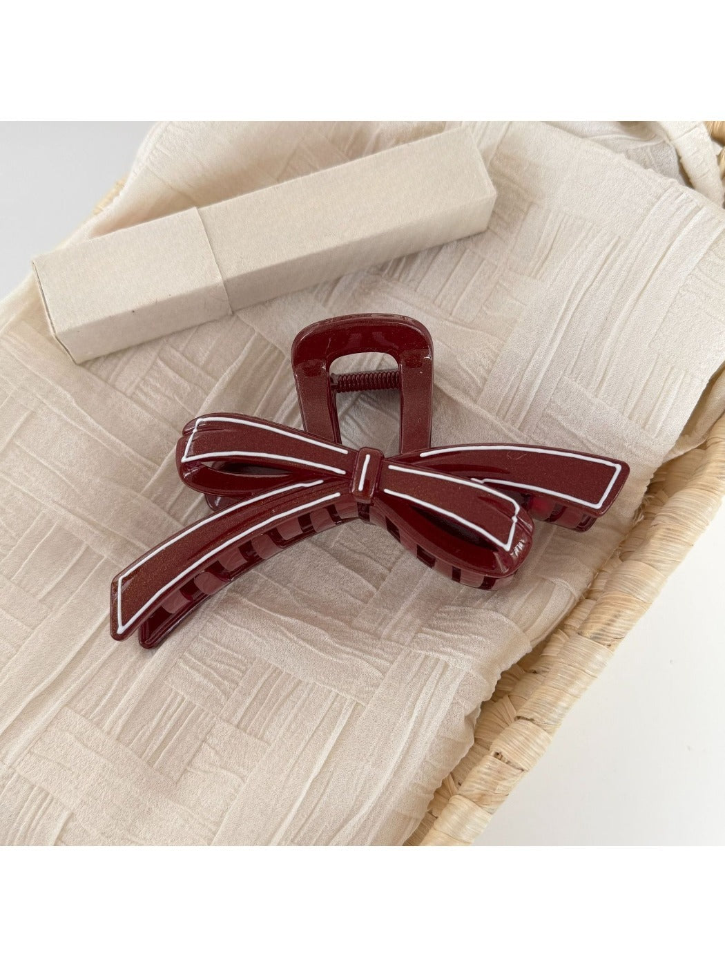 Beau - Versatile Red Irregular-Shaped Hair Clip