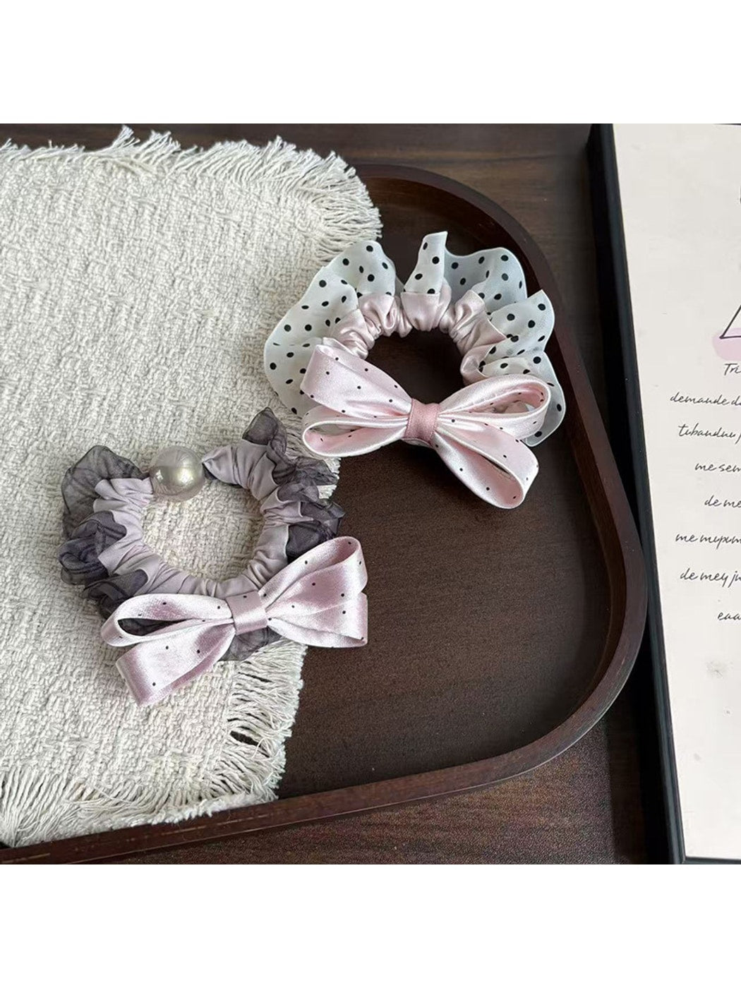 Gifty - Ruffled Polka Dot Bow Design Scrunchie