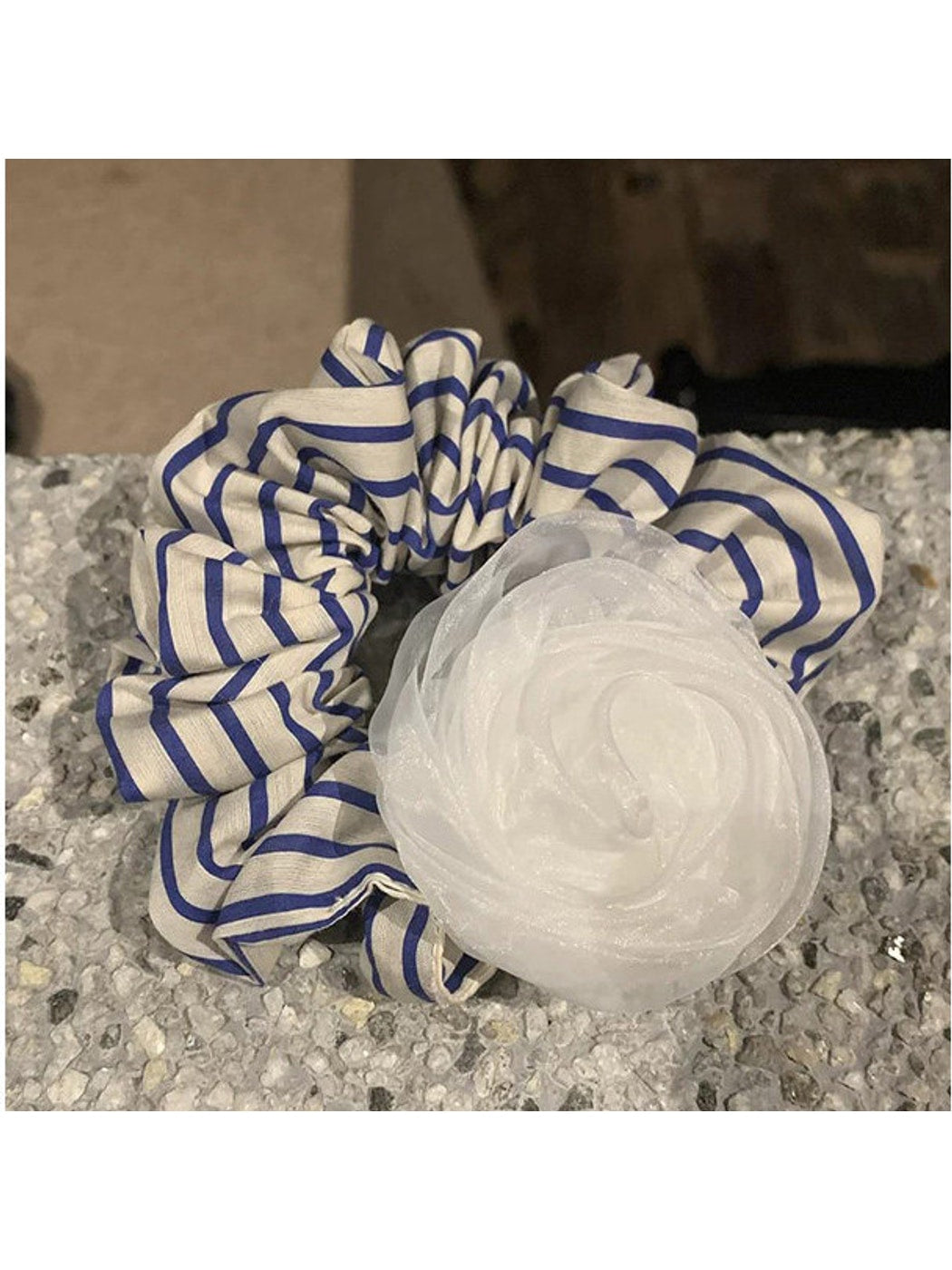 Gifty - Rose Accent Striped Fabric Scrunchie