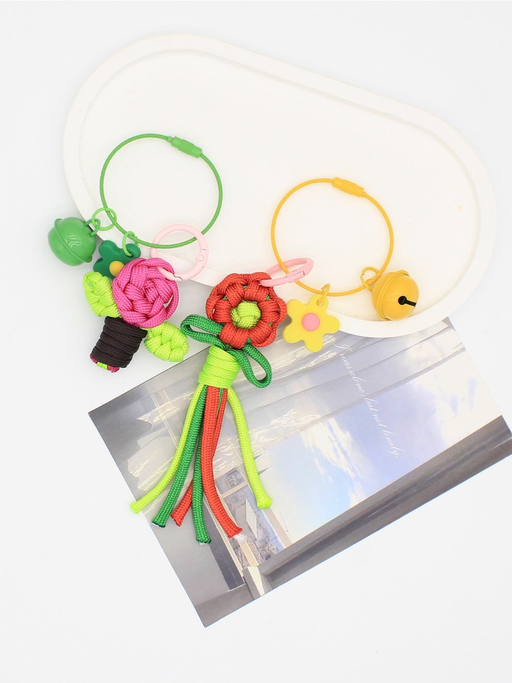 Keypus - Carrot Flower-Shaped Keychain