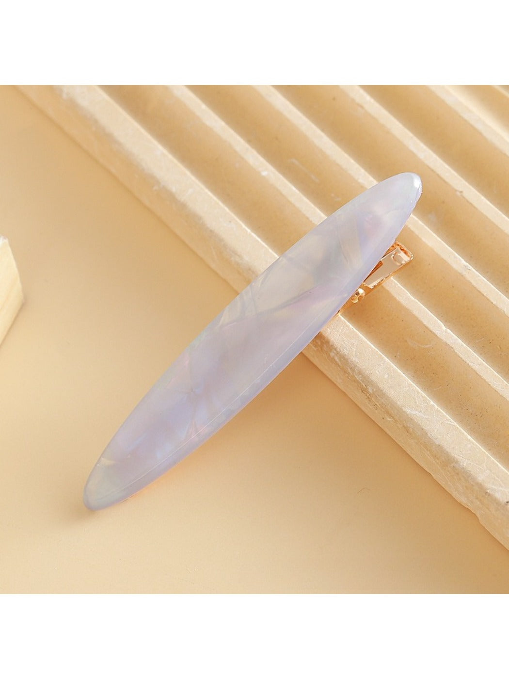 Beau - Gradient Oval Hair Clip