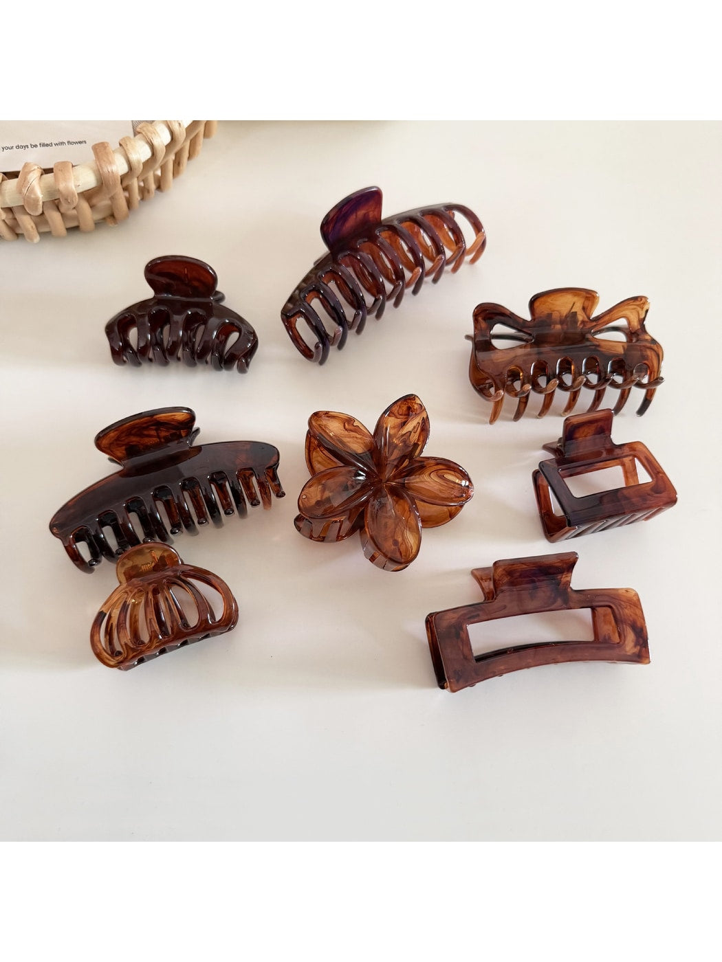 Beau - Simple Geometric Plastic Claw Clip