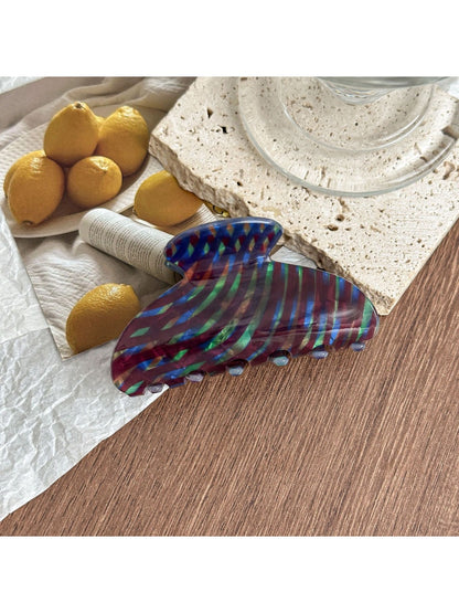 Beau - Prismatic Gradient Claw Clip