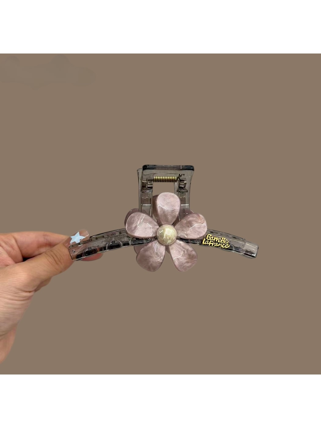 Beau - Plastic Floral Shape Decorative Claw Clip