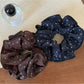 Gifty - Polka Dot Retro Scrunchie