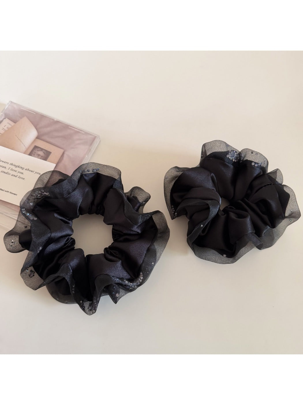 Gifty - Elegant Satin Mesh Scrunchie