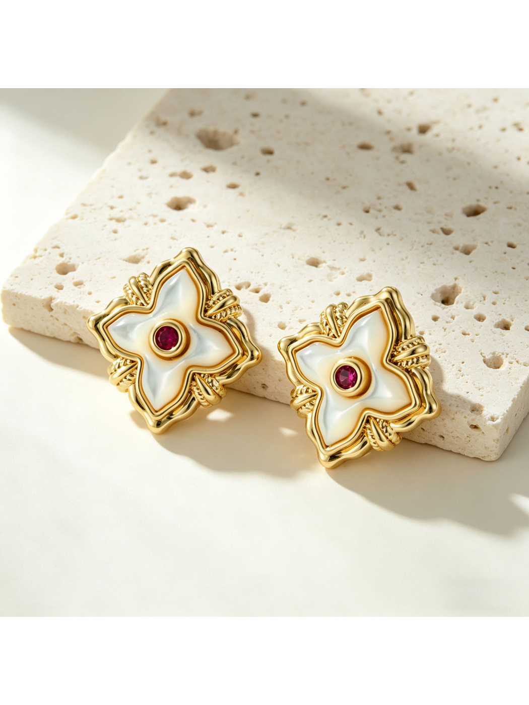 Earedge - Floral Clover Plated Alloy Stud Earrings
