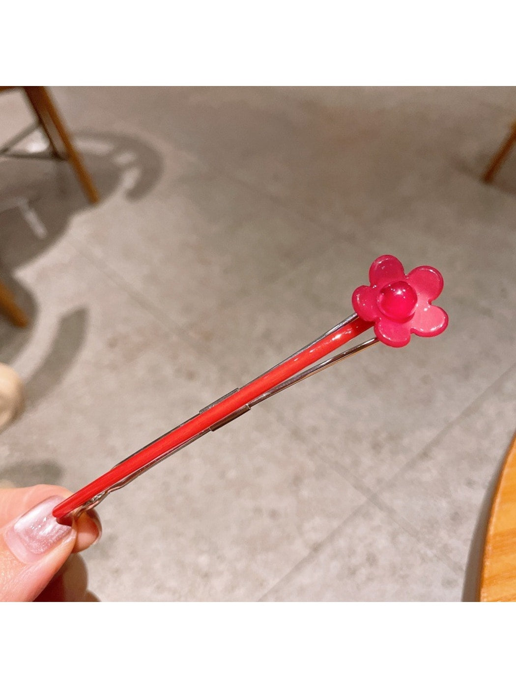 Beau - Plastic Alloy Flower Design Hair Clip