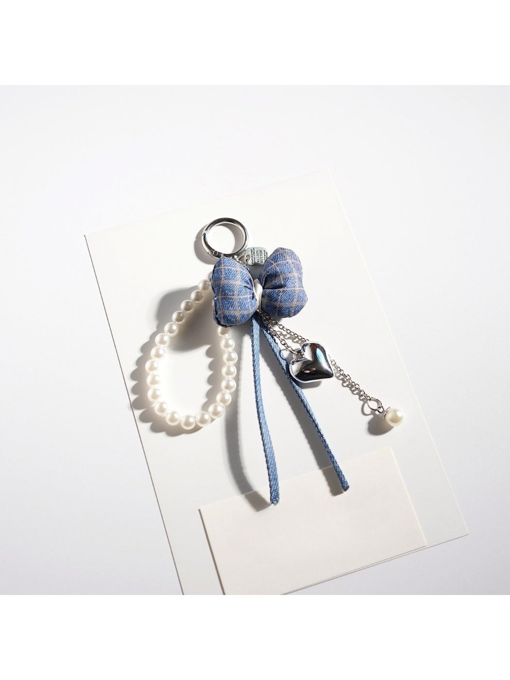 Keypus - Charming Bow Shaped Beaded Keychain