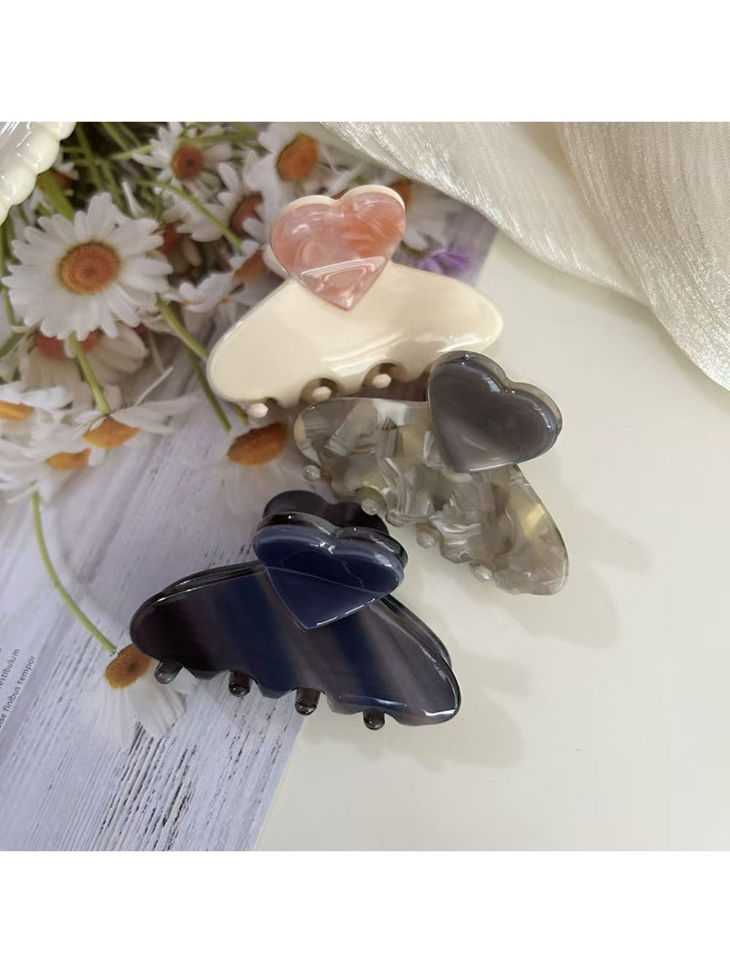 Beau - Elegant Half Moon Heart Shaped Claw Clip