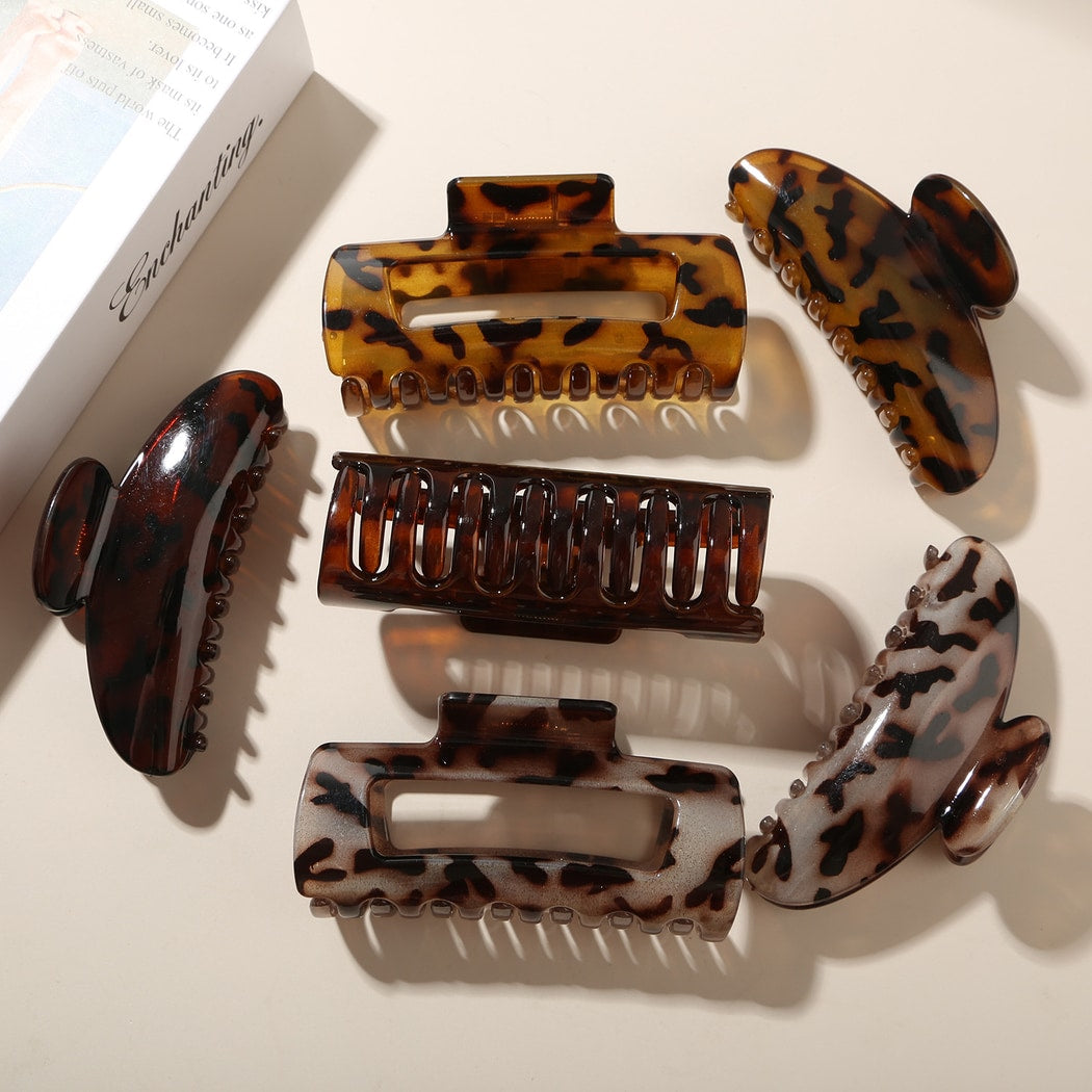 Beau - Glossy Leopard Print Rectangular Claw Clip
