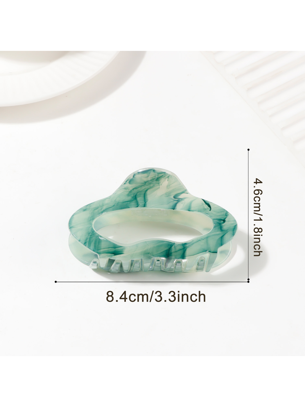 Beau - Curved Cloud Shape PVC Hair Claw Clip