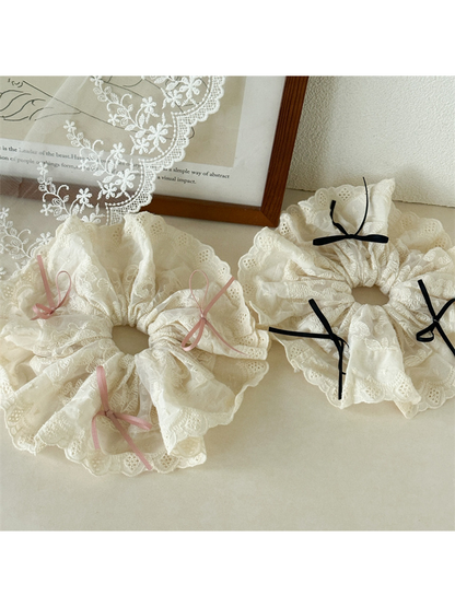 Gifty - Sweet Embroidered Lace Oversized Scrunchie