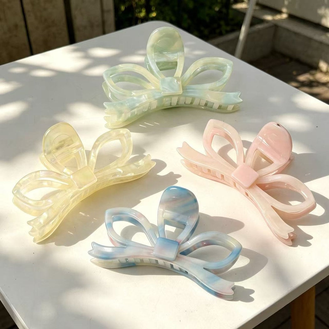Beau - Sweet Style Lotus Openwork Claw Clip