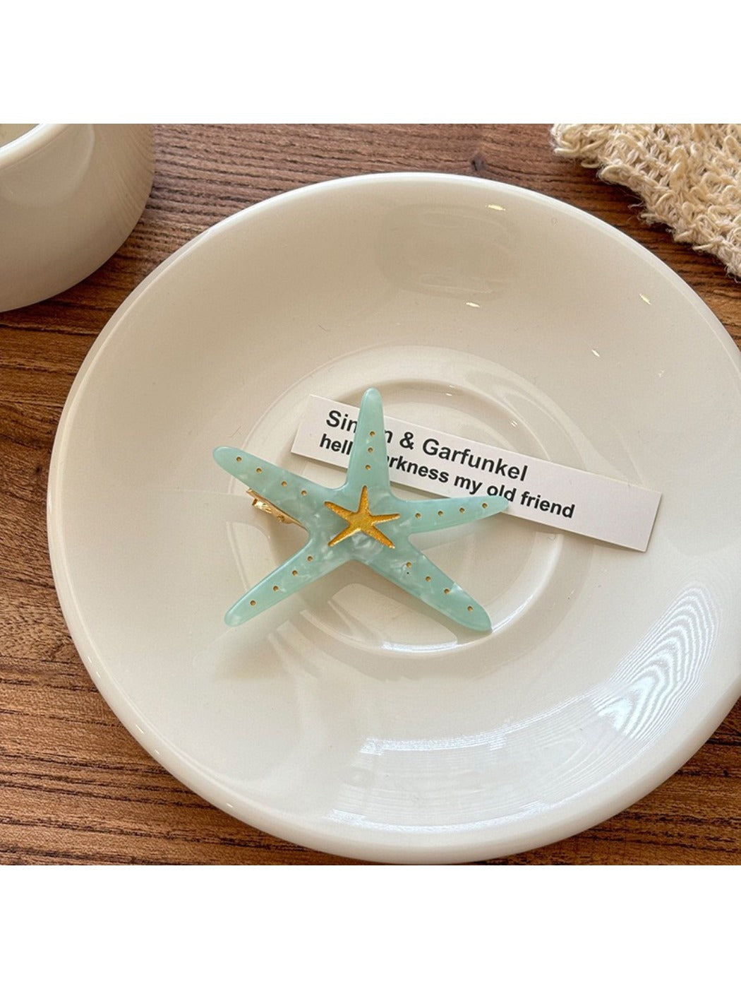 Beau - The Adorable Starfish Shaped Hair Clip