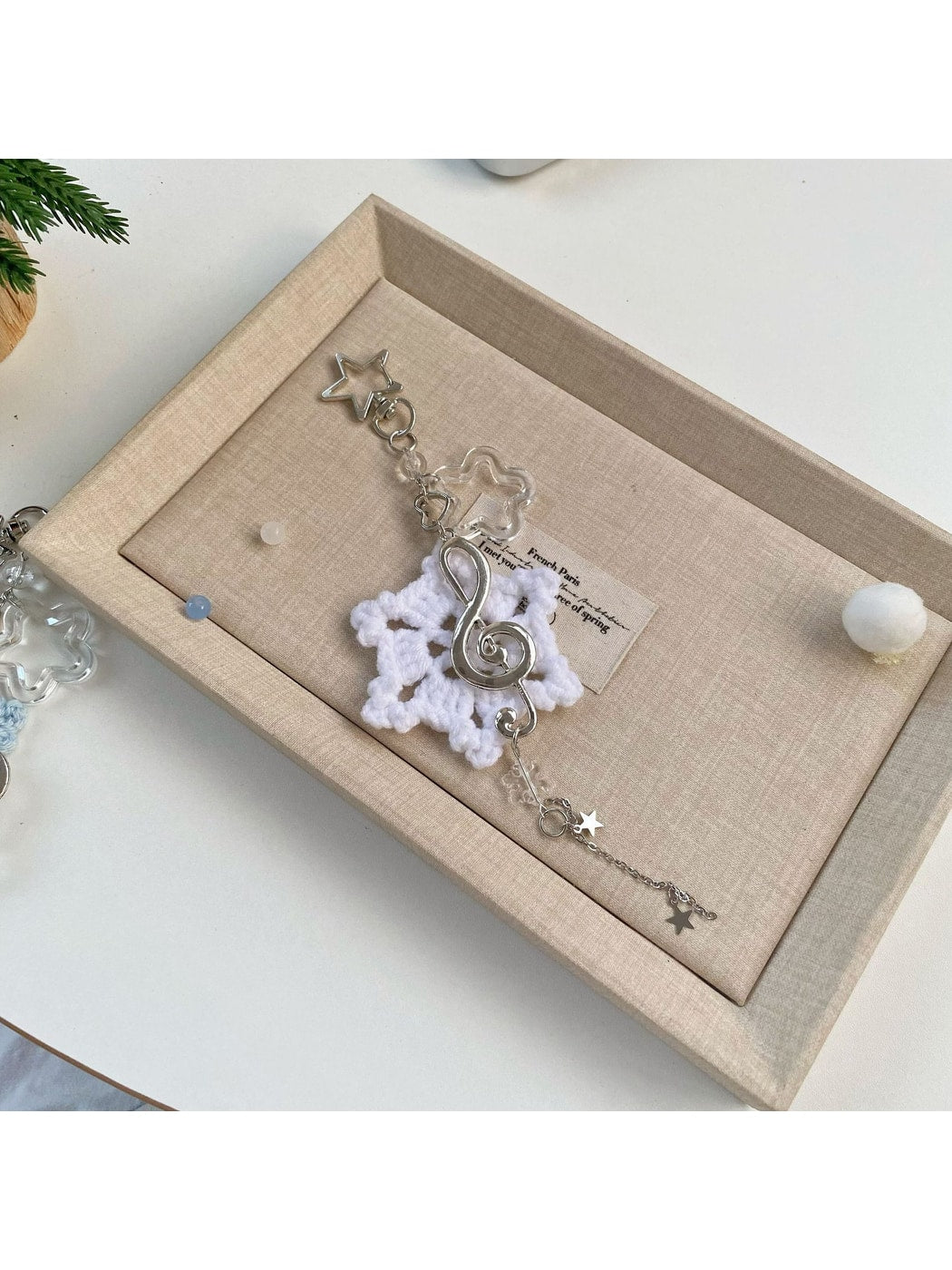Keypus - Music Note Snowflake Decorative Strap Keychain