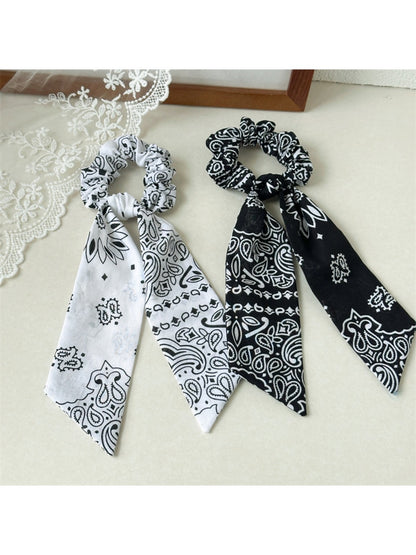 Gifty - Colorful Printed Hair Scrunchie