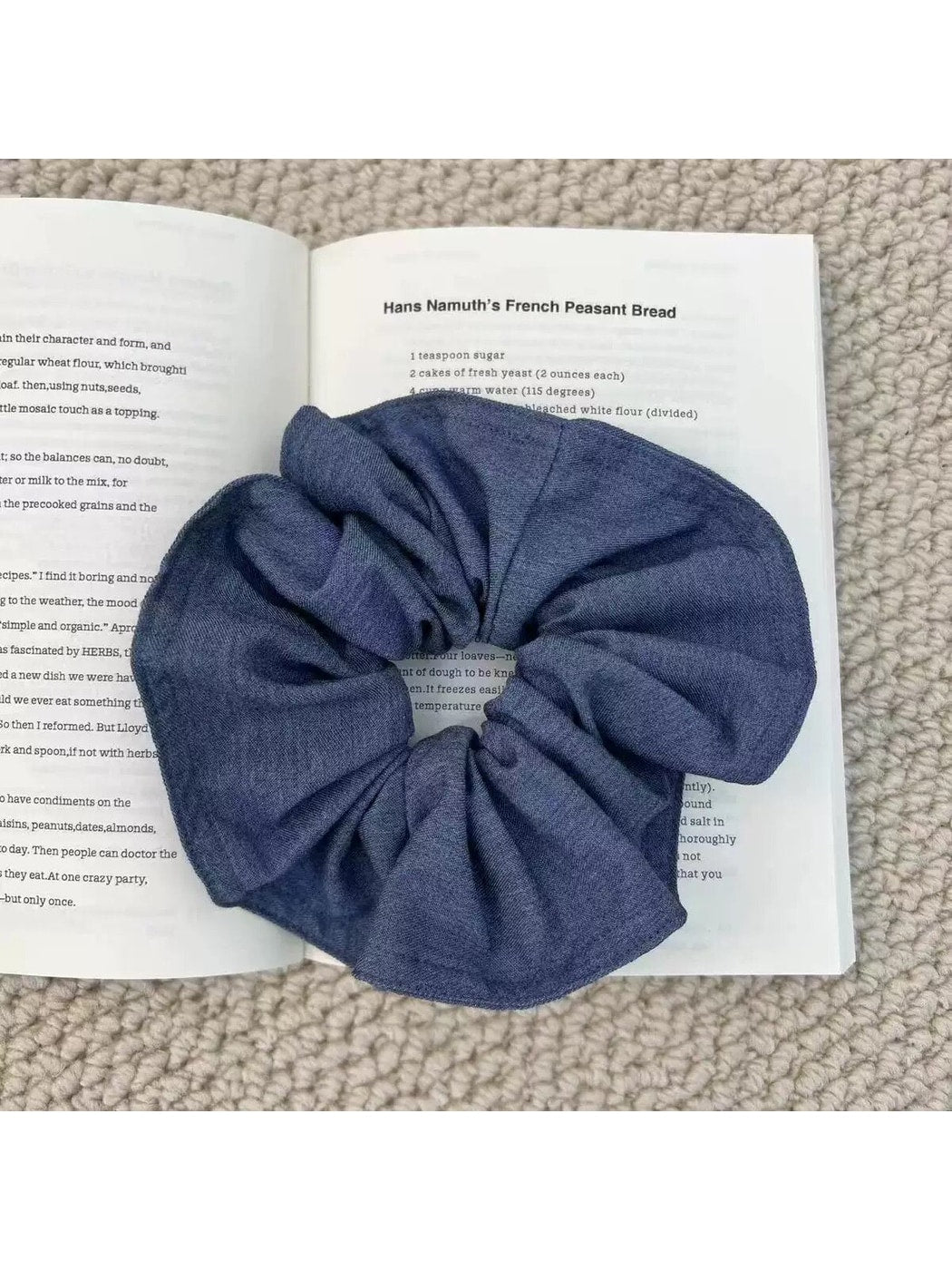 Gifty - Simple Ruffled Polyester Fabric Hair Scrunchie