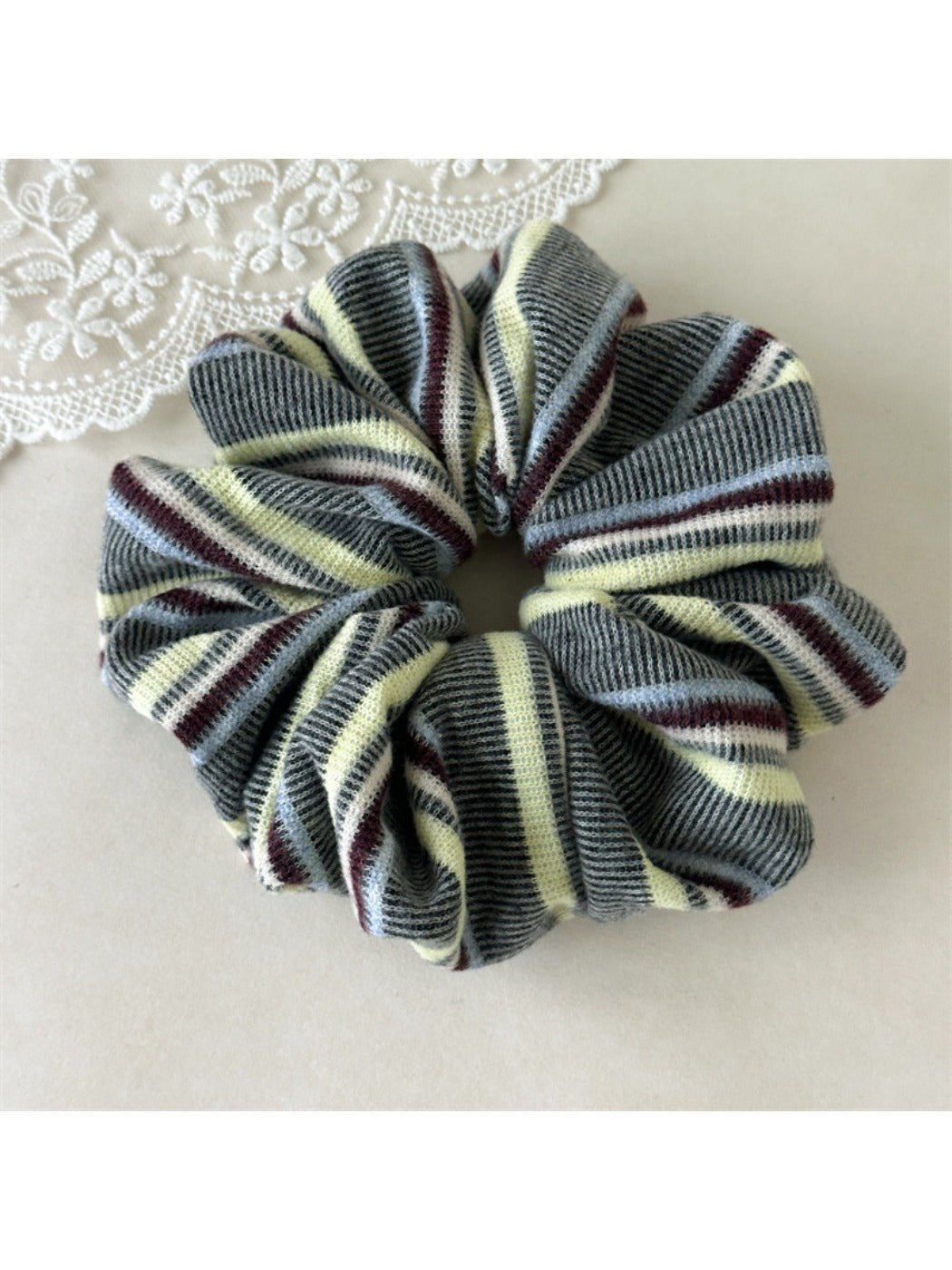 Gifty - Striped Personality Hair Ties