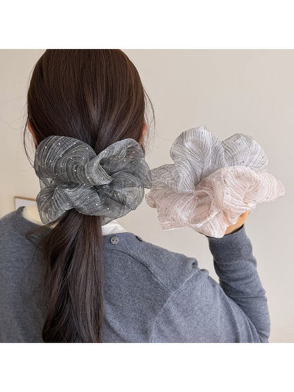 Gifty - Chic Striped Ruched Scrunchie