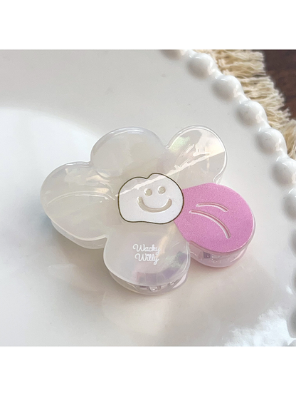 Beau - Smiley Flower Acetate Fiber Claw Clip