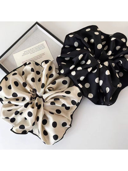 Gifty - Versatile Large Polka Dot Scrunchie