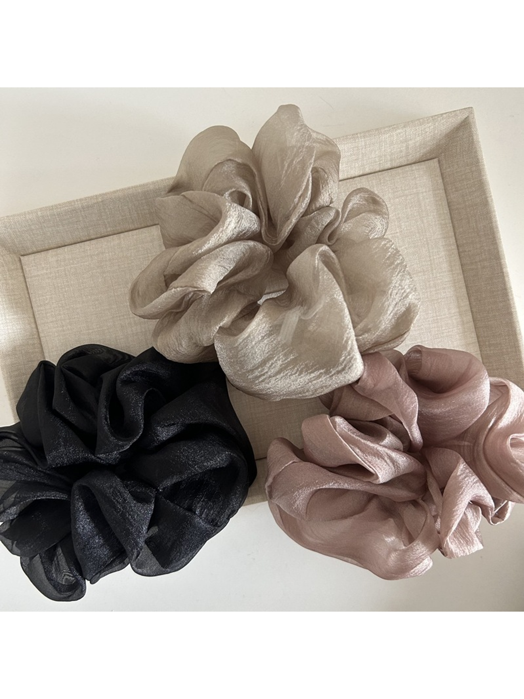 Gifty - Polyester Ruched Oversized Hair Scrunchie