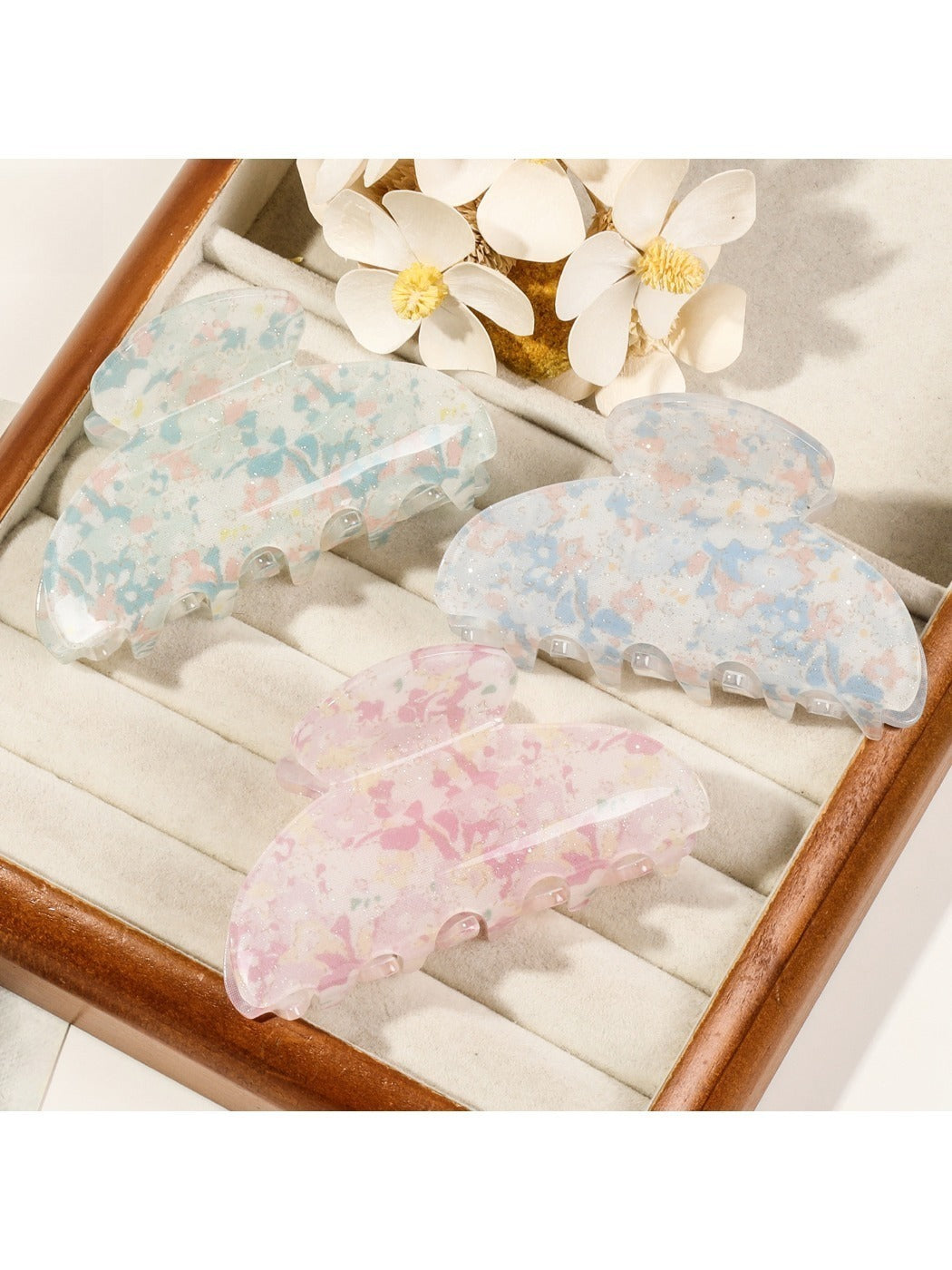 Beau - Small Fresh Floral Hair Clips