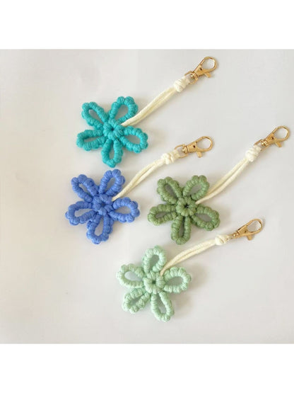 Keypus - Flower Keychain Minimalist Cute Floral Accessory