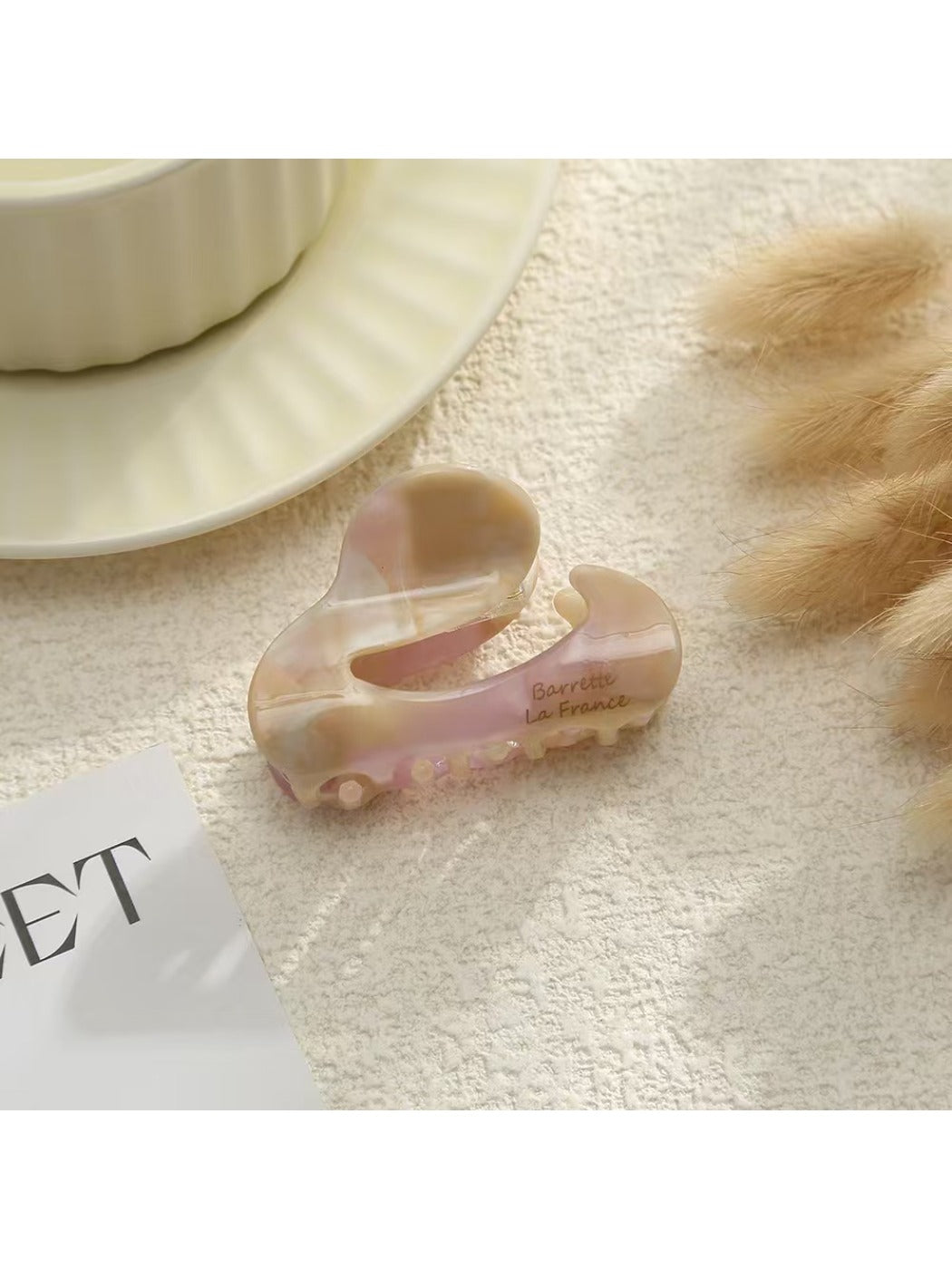 Beau - Exquisite Acetate Hair Clip