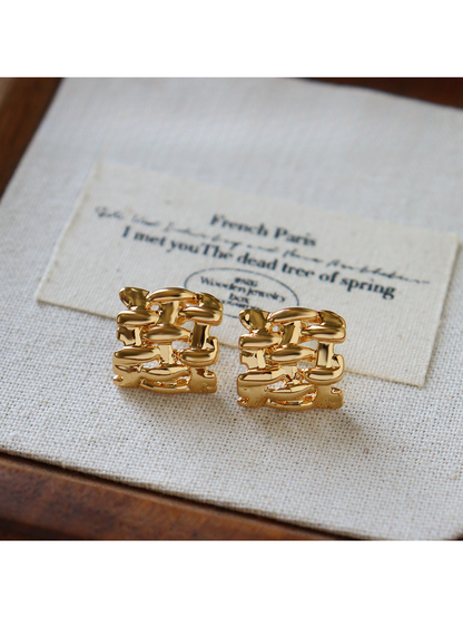 Earedge - Textured Knot Design Fashion Stud Earrings