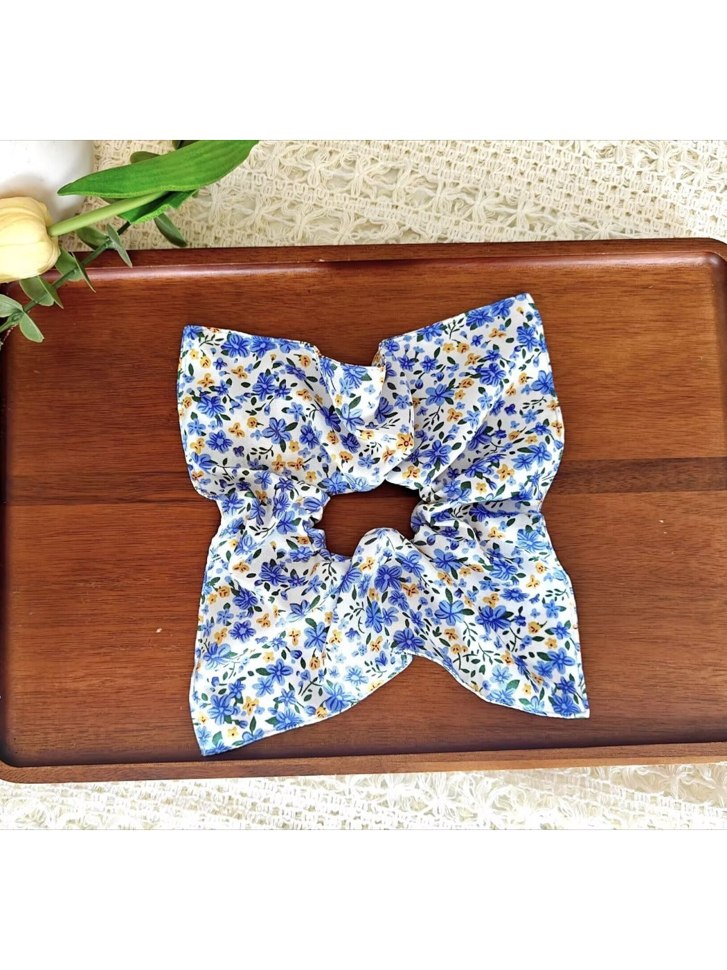 Gifty - Floral Print Polyester Fabric Scrunchie