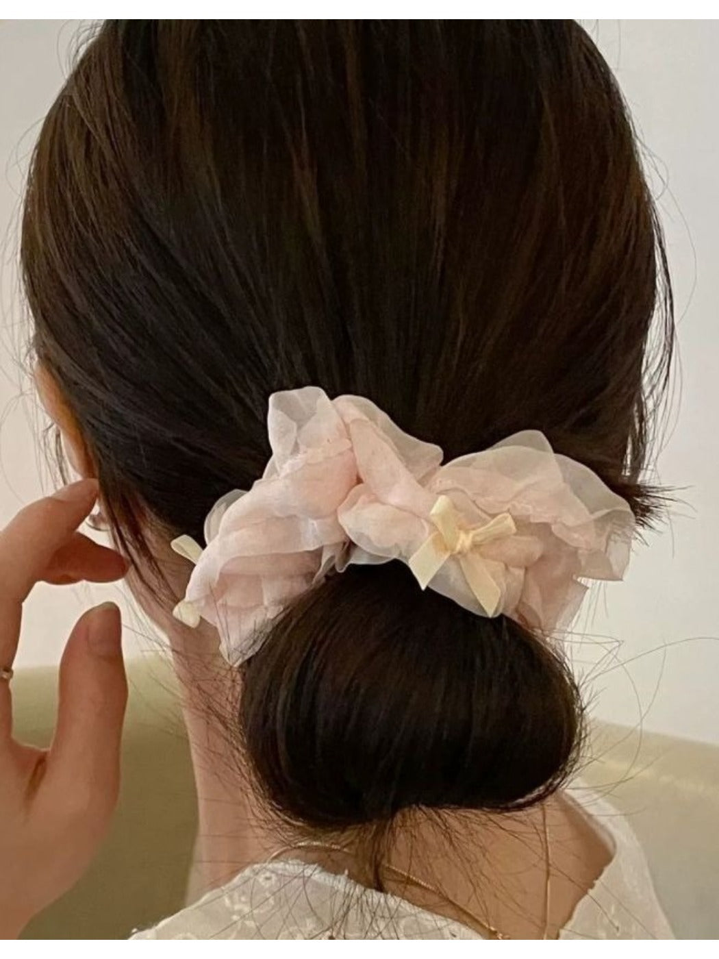 Gifty - Sweet Ribbon Bow Scrunchie