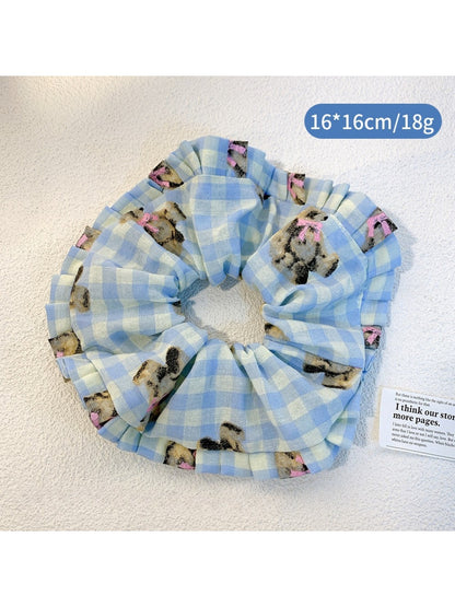 Gifty - Adorable Bear Striped Scrunchie